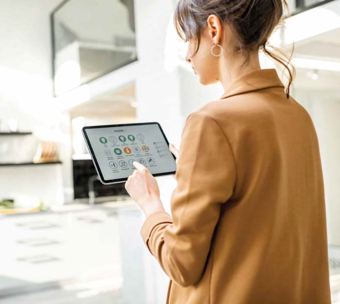 Smart home tablet control